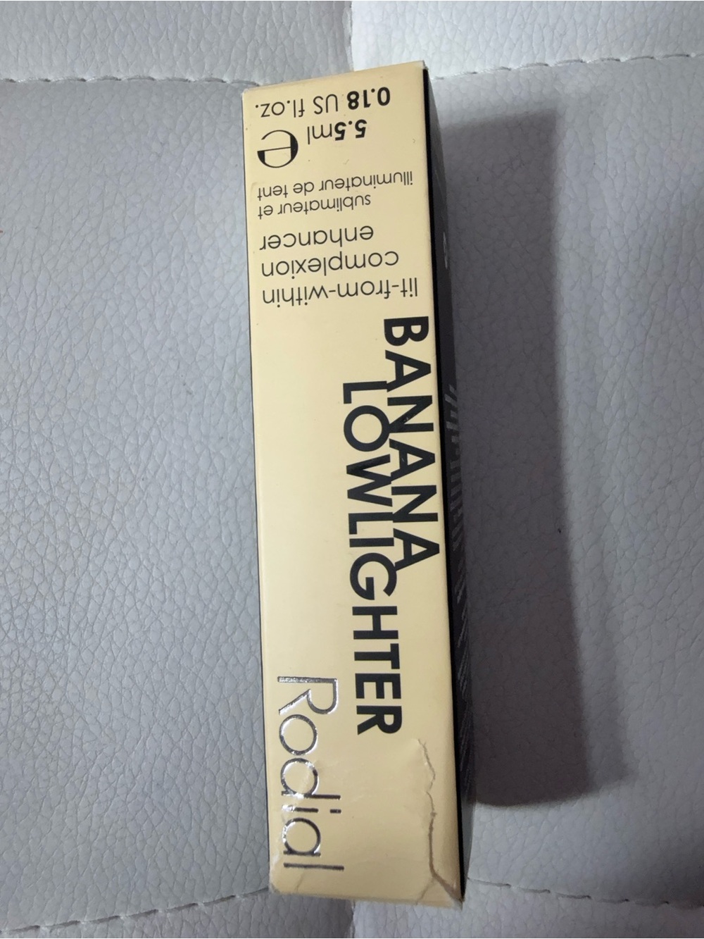 Rodial Banana Lowlighter — Pale Yellow Packaging
